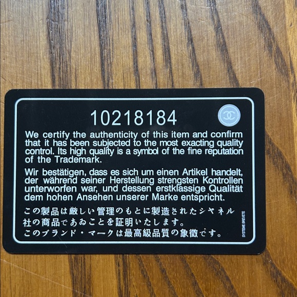 Chanel Elegant Black Quilted Crossbody Bag with Gold Chain - VIP Gift - Picture 9 of 11